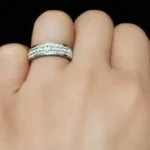 انگشتر حلقه استیل زنانه دور نگین رنگ نقره ای ضد حساسیت